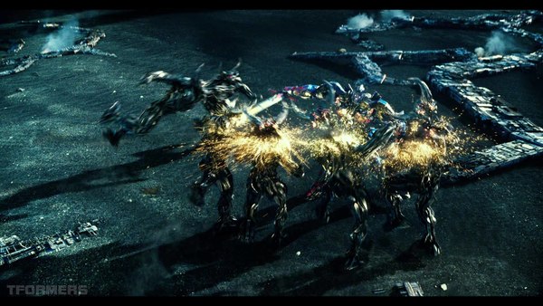 Transformers The Last Knight Theatrical Trailer HD Screenshot Gallery 748 (748 of 788)